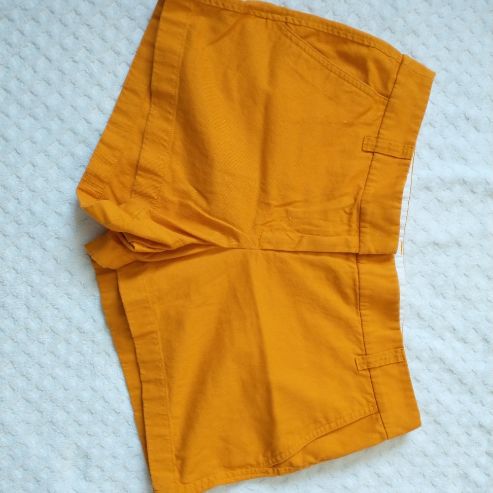 J.CREW    B